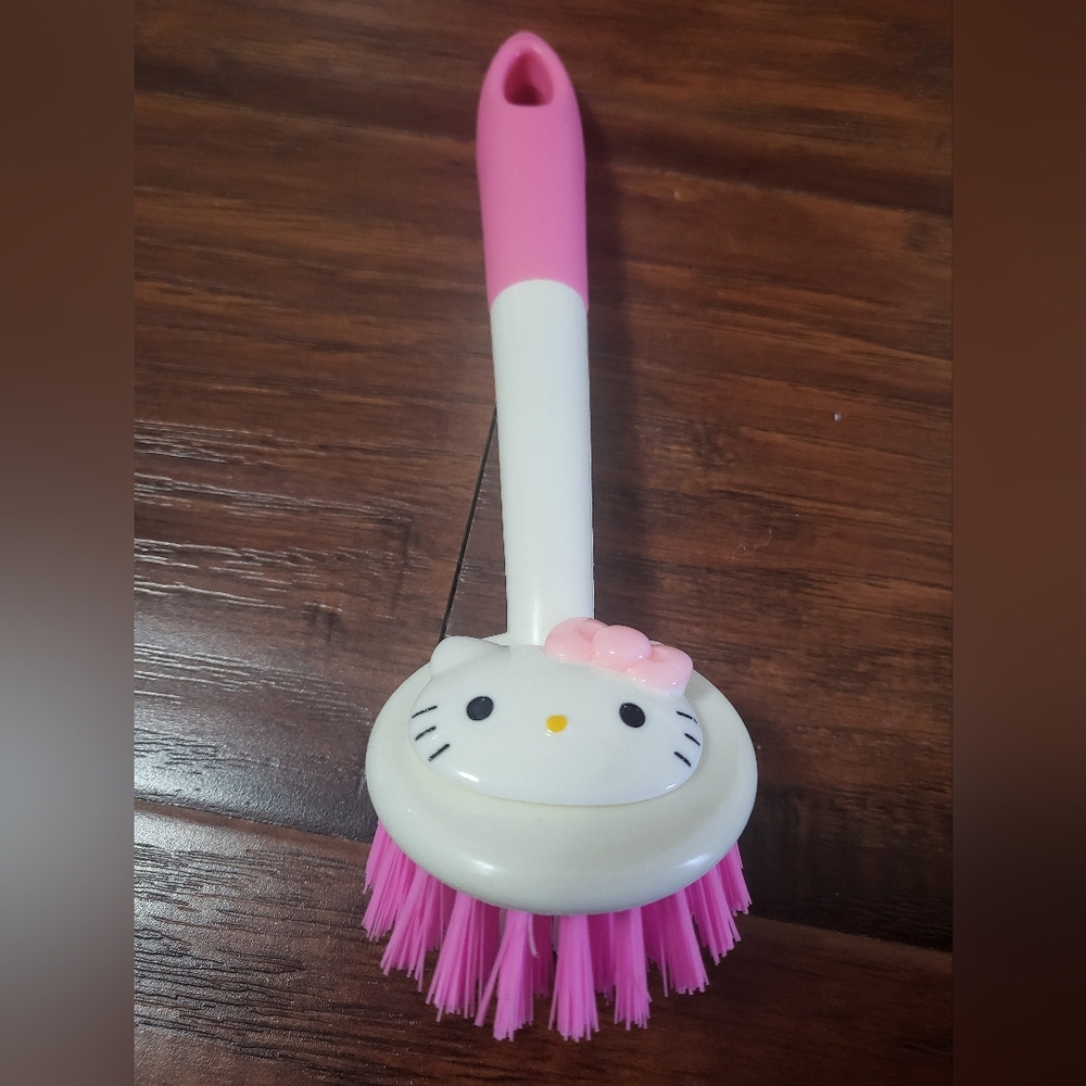 (2/$20) Hello Kitty Pink Bath Brush